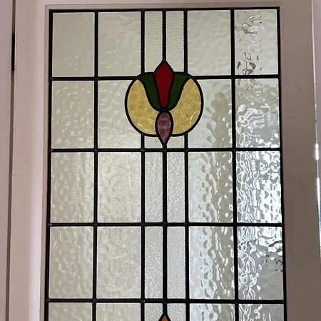 Semesterbostad 3-bed, With Parking, Walk To Pubs, Shops & Trails Guisborough